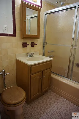 Rented by Elbe Real Estate Inc | media 12