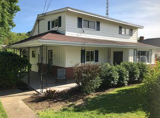 122 Sheldon Ave, Fairchance, PA 15436