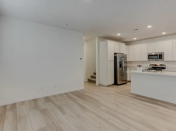 231 Juniper Peak Ave, Henderson, NV 89015