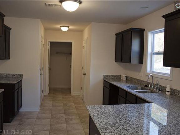 4th image of 186 Allans Mill Dr