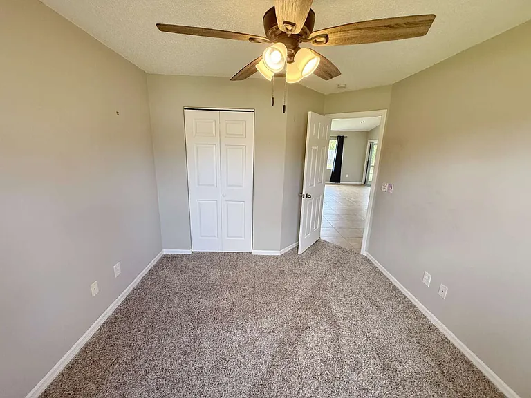 39 Fischer Ln — Photo 22