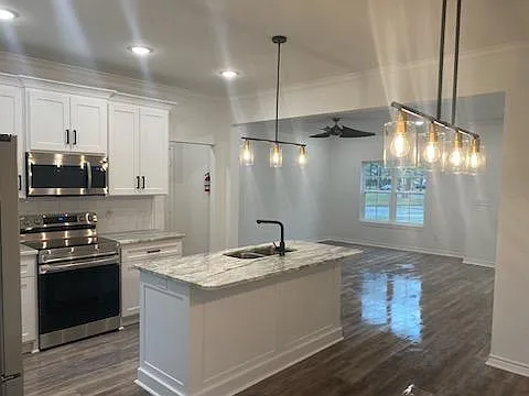 200-1533 Harmony St #200 — Photo 2