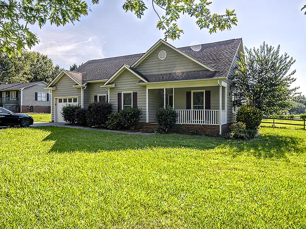5602 Indian Brook Dr, Matthews, NC 28104