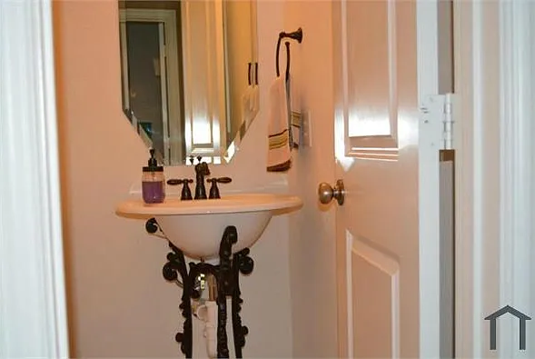 7860 Morven Park — Photo 18