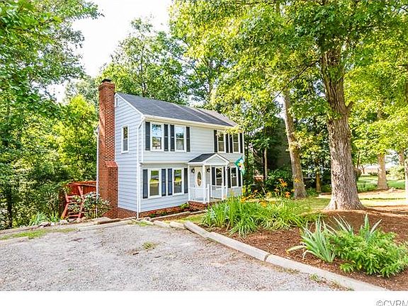 3rd image of 5104 Fairlake Ln