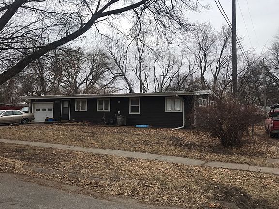 2nd image of 7121 Eastborough Ln