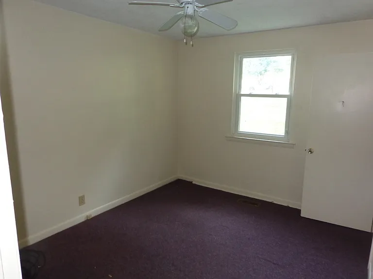 1560 Cherry Tree Dr — Photo 6