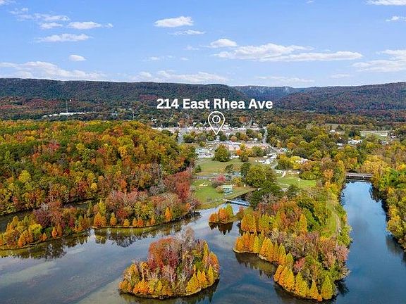 3rd image of 214 E Rhea Ave