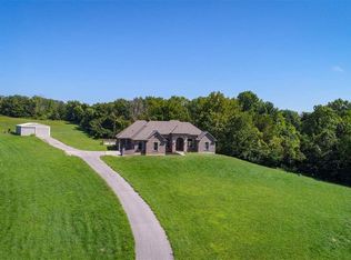 3466 Garber Ln, Burlington, KY 41005