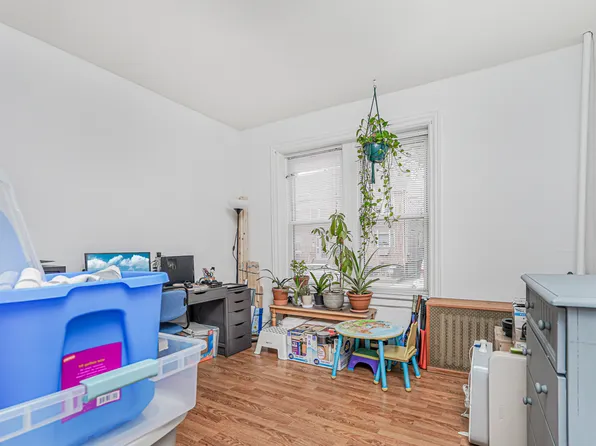 2321 East 24th Street image 6 of 29