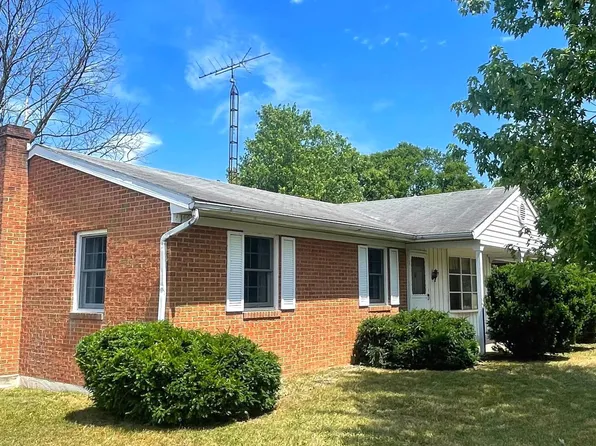 123 Caddy Dr, Martinsburg, WV 25405