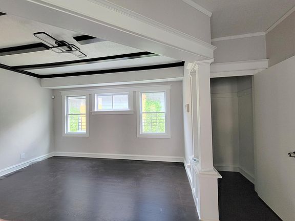 2nd image of 3838 Chestnut Ave