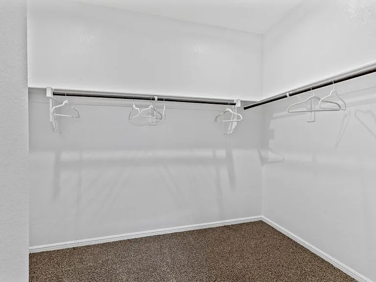 8520 Little Acorn Dr — Photo 11
