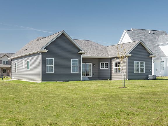 3rd image of 2306 Lovie Ln