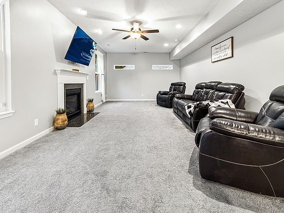 4th image of 3471 Marlton Ct