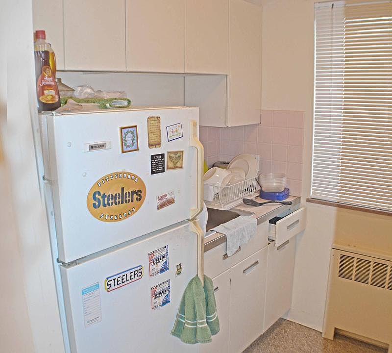 1st image of 15031 Madison Ave APT 4