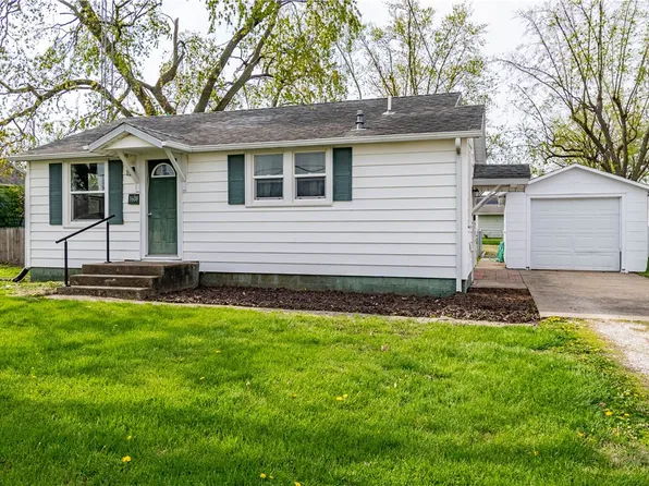 1608 W South 1st St, Shelbyville, IL 62565