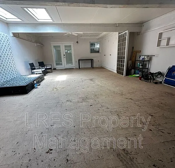 3104 Harrison Ave #11 — Photo 32
