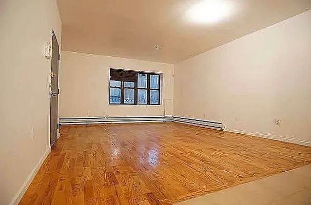 1st image of 1922 Union St #4