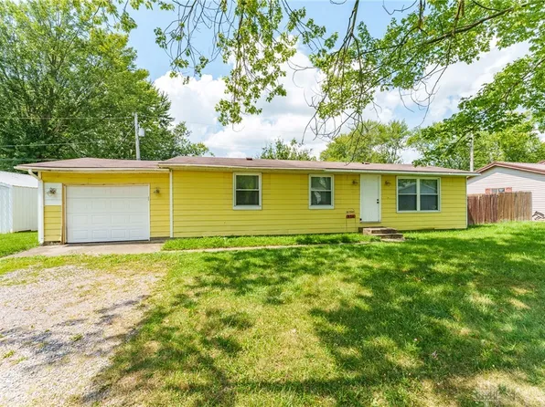 526 Buckeye Ave, Russells Point, OH 43348