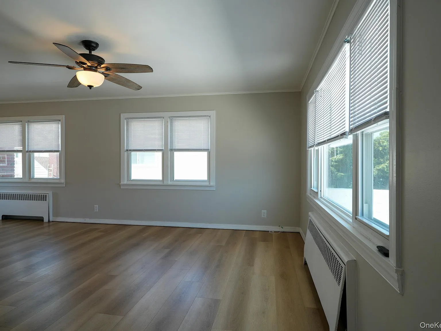 3 bed, 2.0 bath, $4,800 — Photo 3