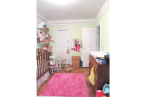 Rented by City Connections Realty | media 23