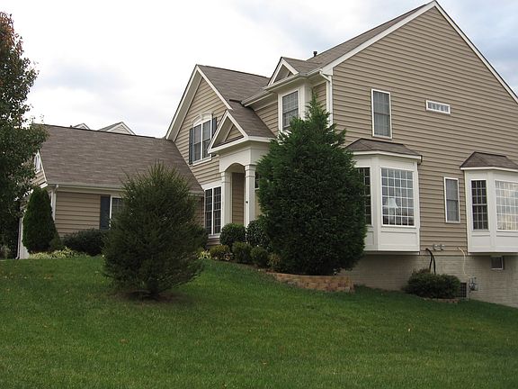 3rd image of 17075 Anns Brook Ct