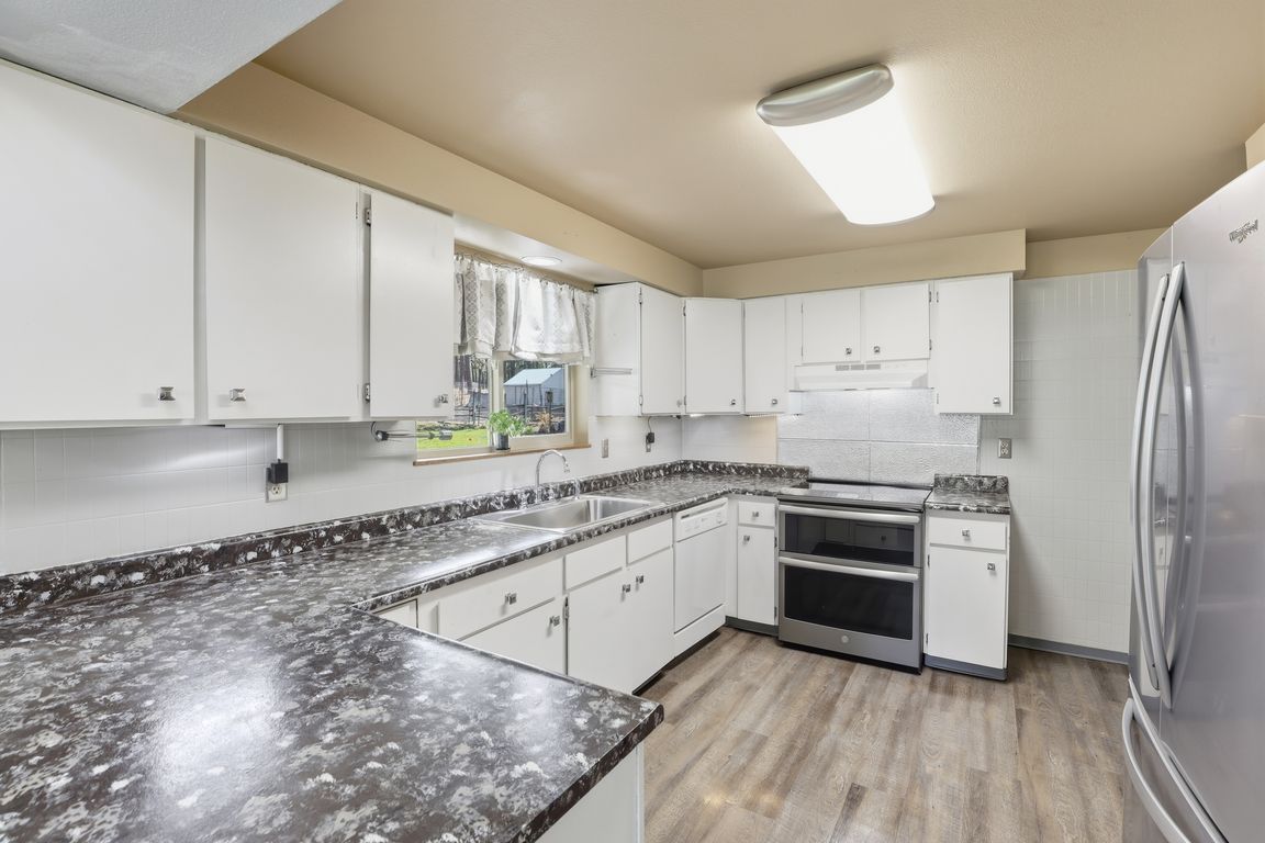 next background image