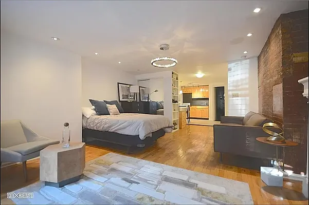 Rented by Corcoran | media 1