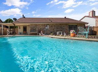 2409 Edinburgh St, Arlington, TX 76018