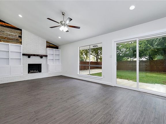 3rd image of 4507 Franklin Park Dr