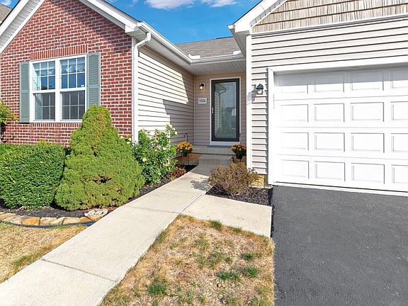 3rd image of 5924 Fultonham Dr