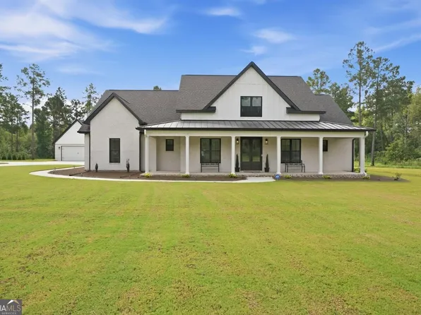 174 Evergreen Dr, Cochran, GA 31014
