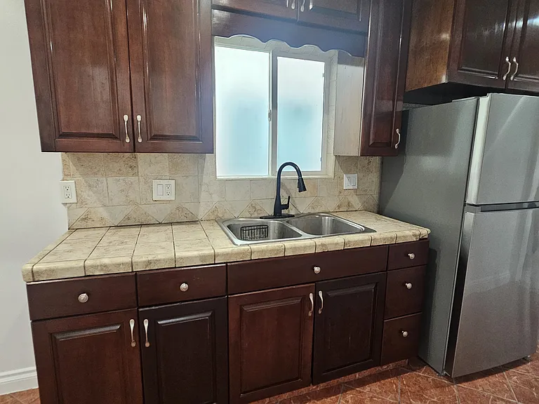 1107 S Central Ave #C — Photo 11