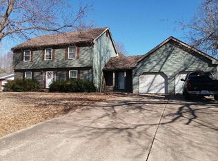 910 S Chester St, Steeleville, IL 62288