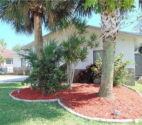 1st image of 7604 SW 8th Ct