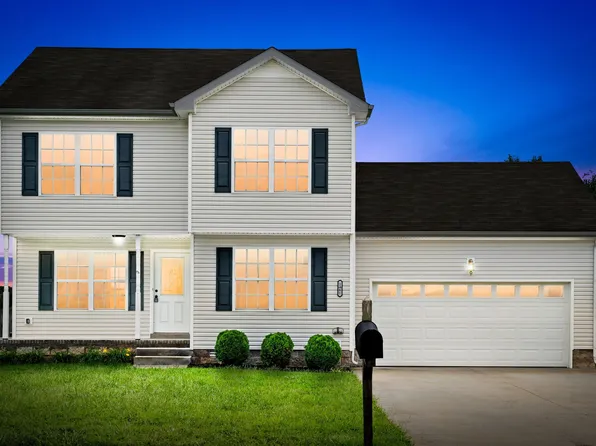 1361 Francesca Dr, Clarksville, TN 37042