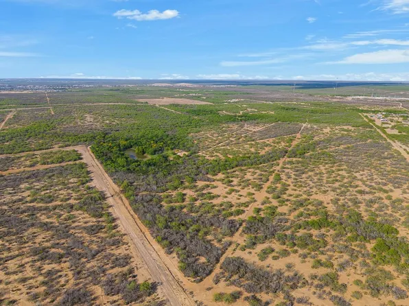 4407 Wormser Rd, Laredo, TX 78046