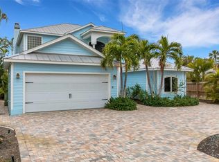 3532 Flamingo Ave, Sarasota, FL 34242