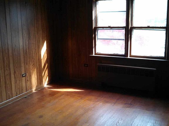 5th image of 11 Franklin St