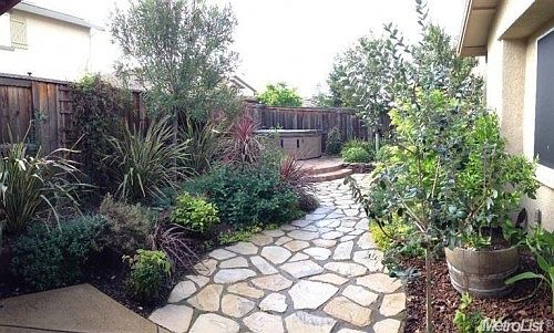 4th image of 109 Waterlily Ct