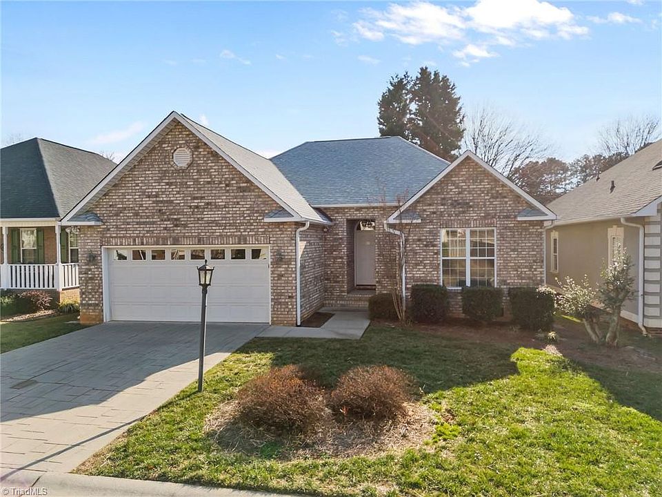 1st image of 115 Birkdale Dr