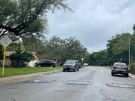 4th image of 16726 Turkey Point St