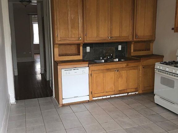 2nd image of 1304 N Western Ave APT 2F