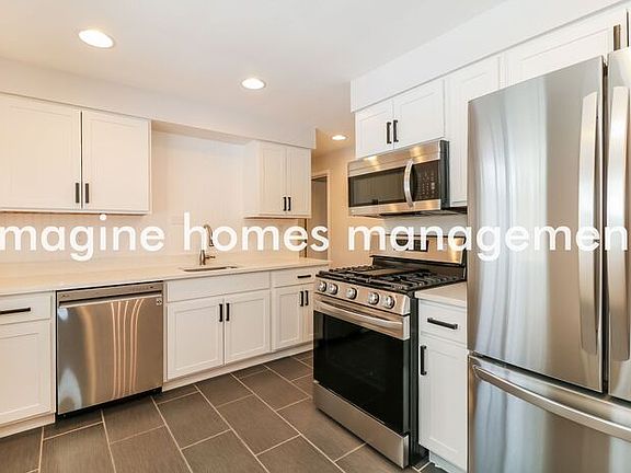 5th image of 135 Anderson Rd