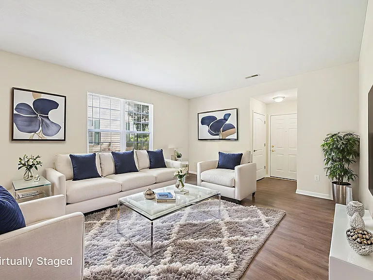 The Residences at Scioto Crossing — Photo 1