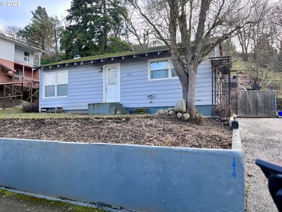 1216 E 17th St, The Dalles, OR, 97058