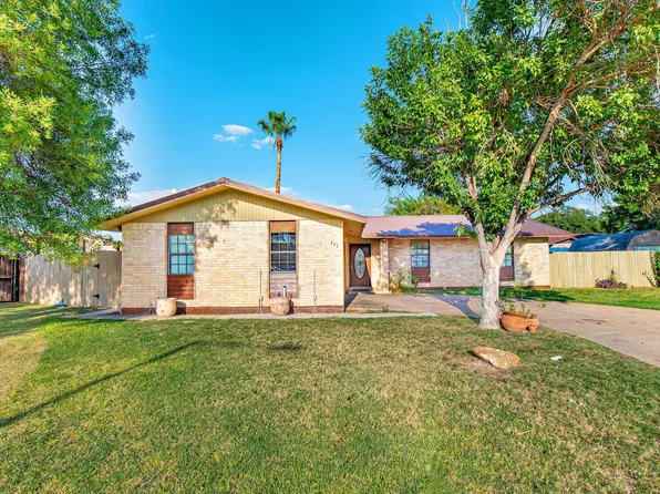 115 Primrose Ln, Laredo, TX 78041