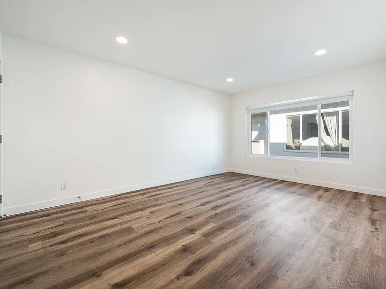 3112 S Canfield Ave #7 — Photo 9