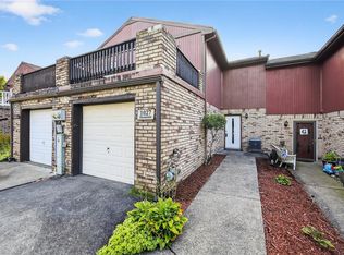 1027 Cranston Dr, Greensburg, PA 15601